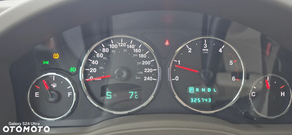 Jeep Cherokee - 20