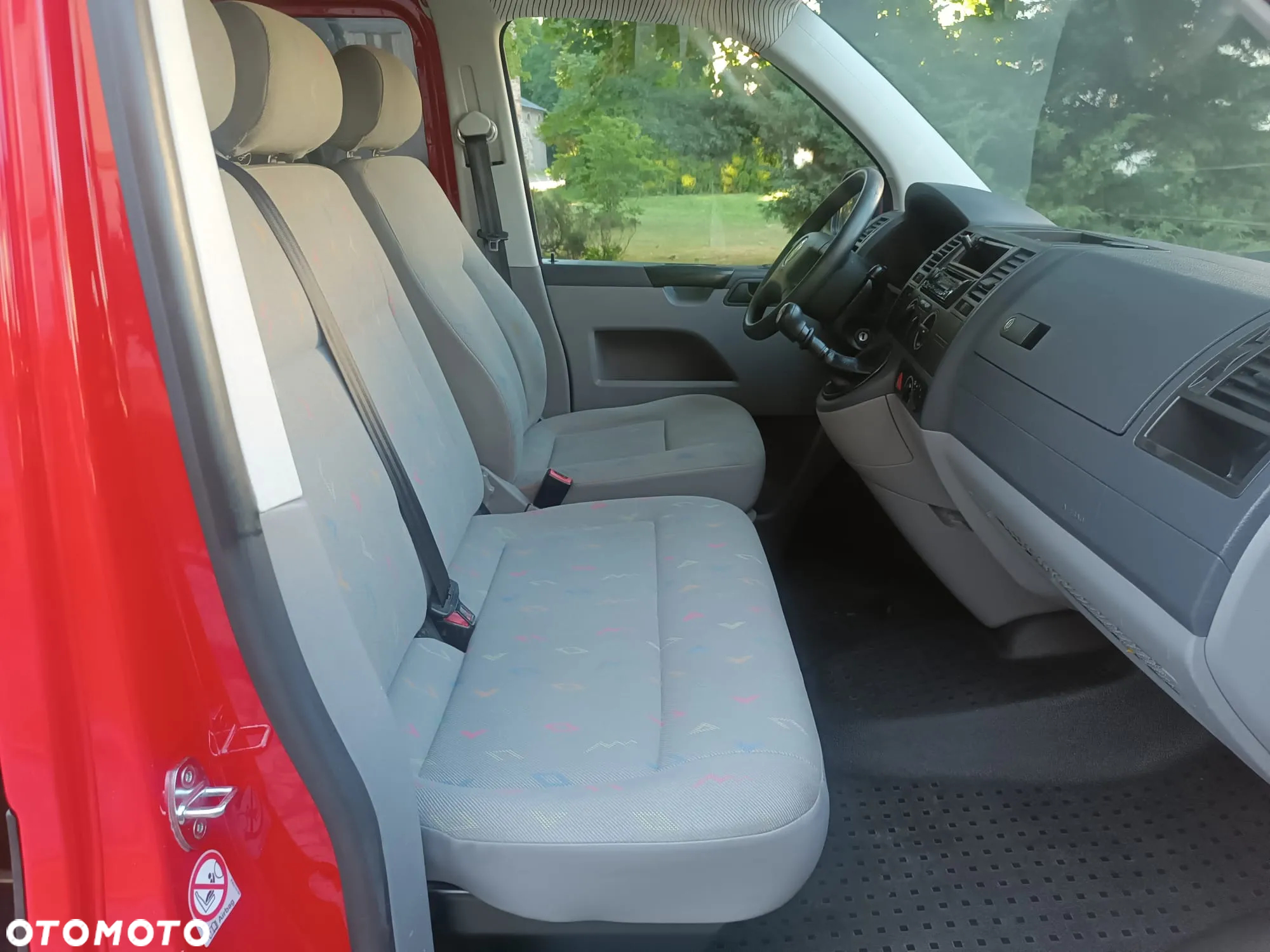 Volkswagen Transporter T5 TDI L1H1 - 12