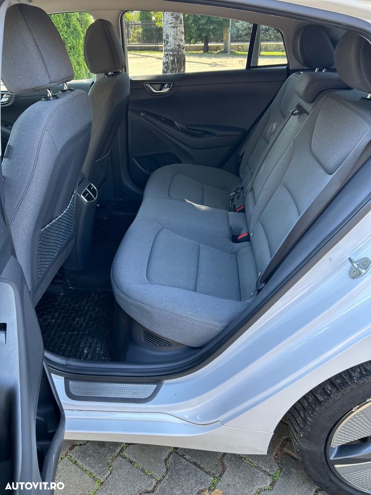 Hyundai IONIQ 1.6 GDI Style - 11