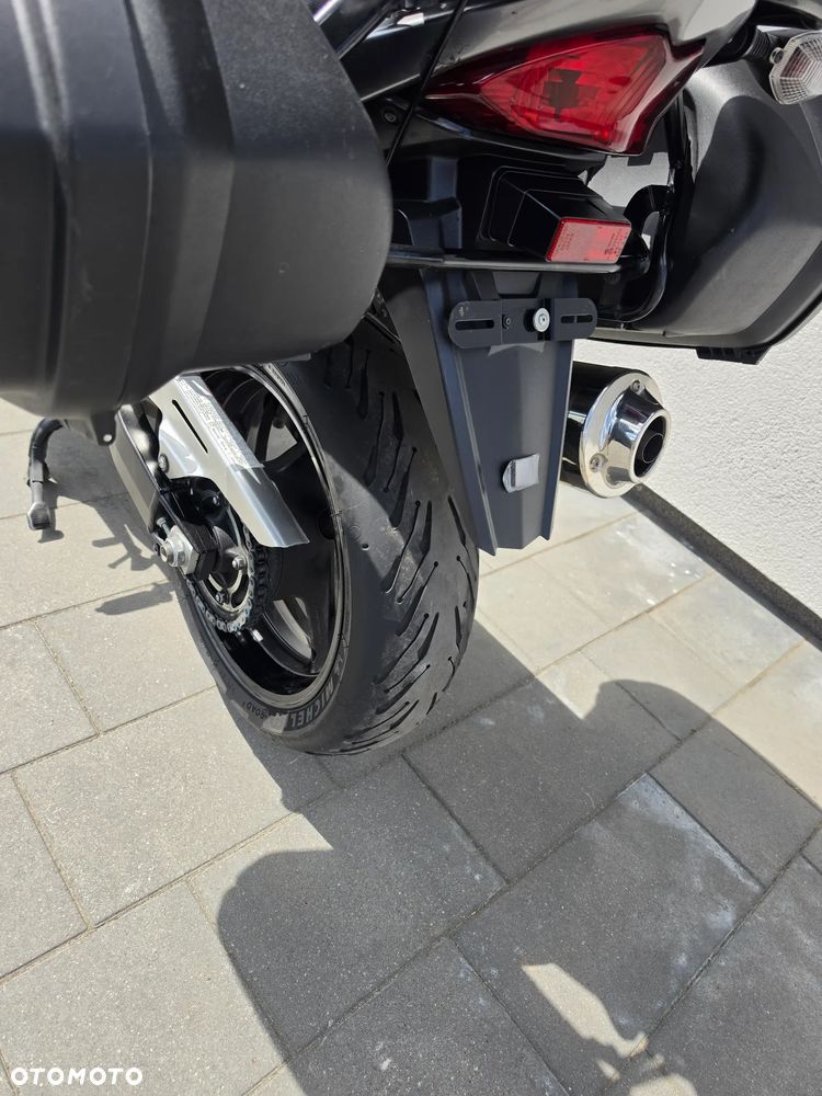 Suzuki GSX - 10