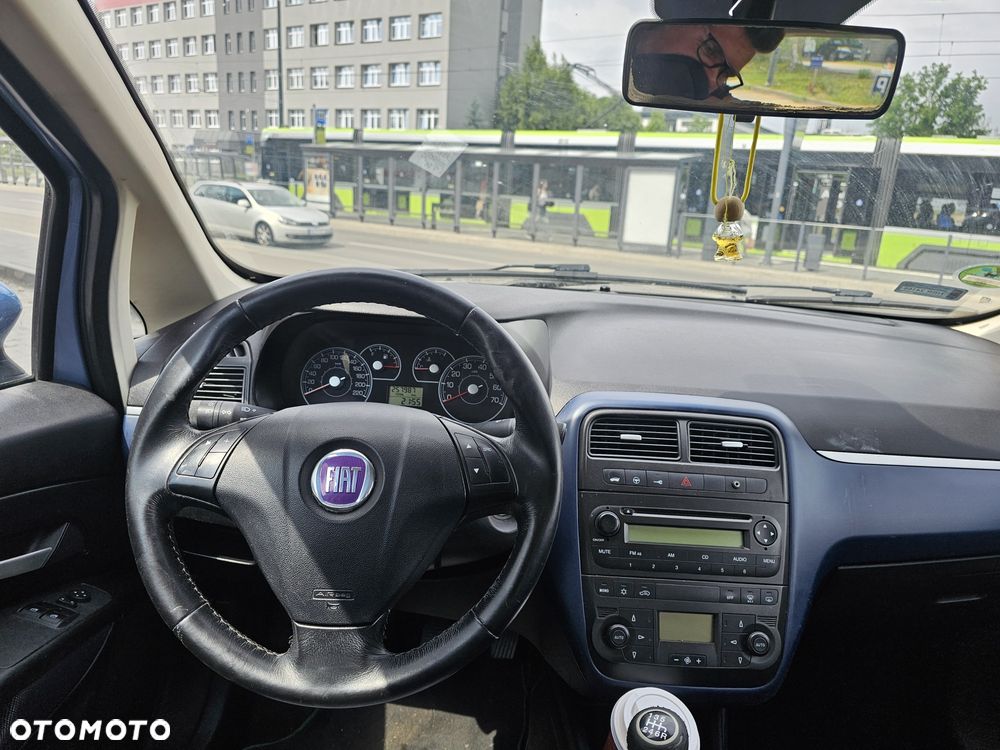 Fiat Grande Punto - 6