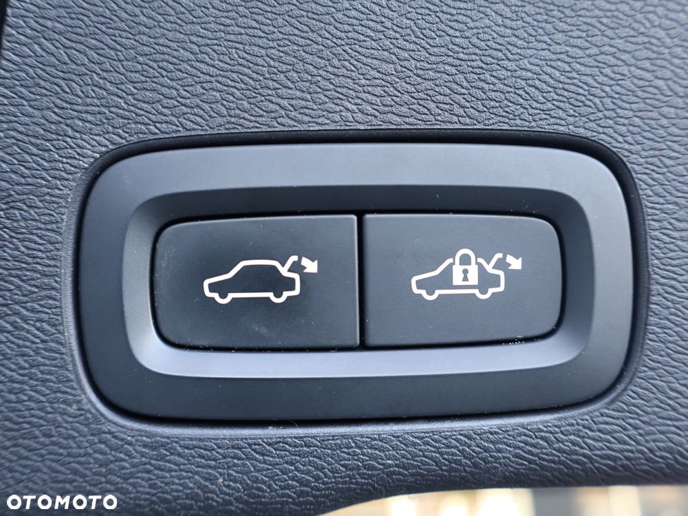 Volvo XC 60 B6 B AWD Inscription - 19