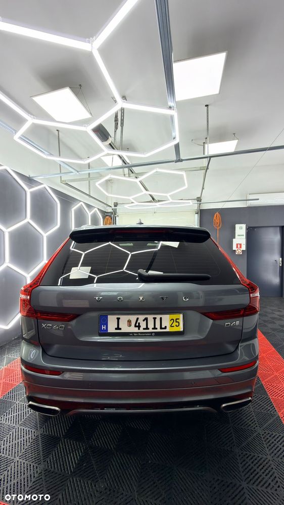 Volvo XC 60 D4 R-Design - 7