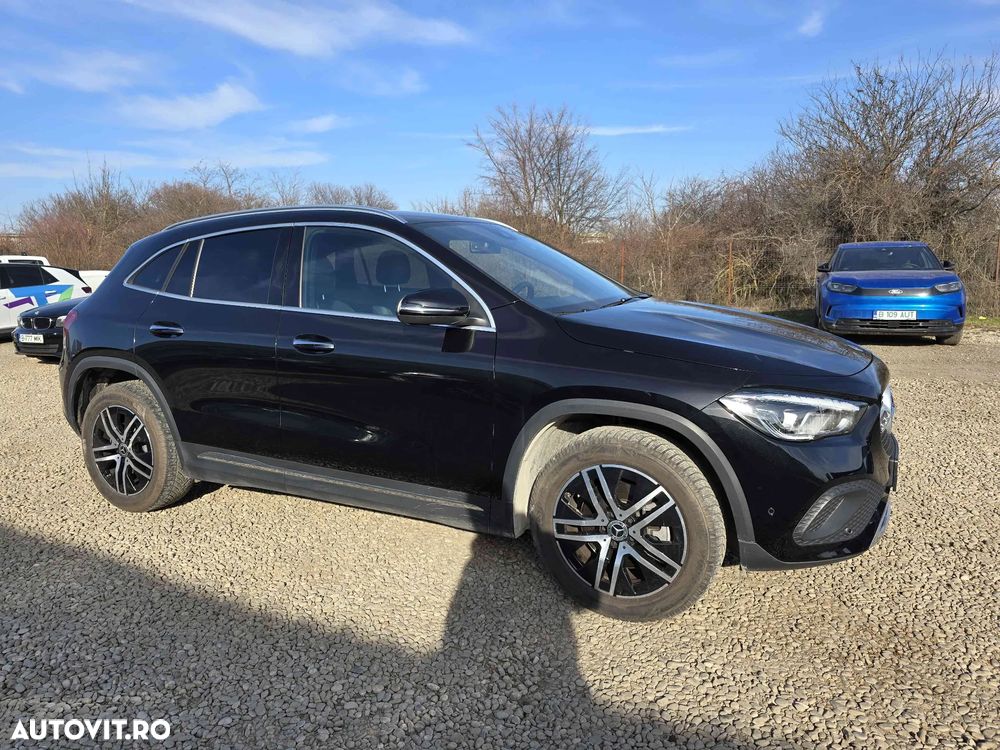 Mercedes-Benz GLA - 2