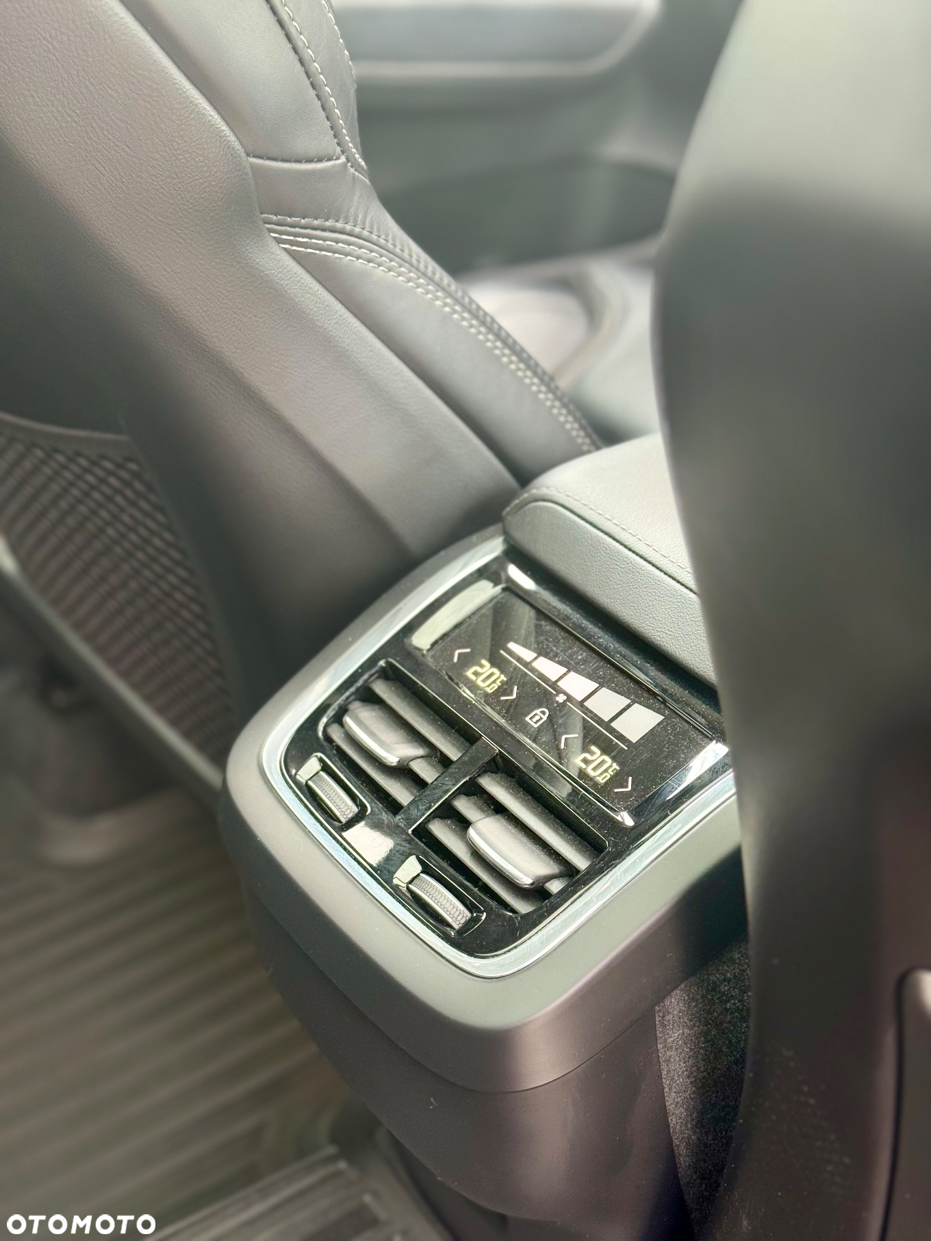 Volvo XC 60 B5 B Geartronic Inscription - 31