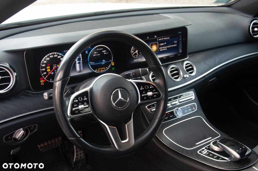 Mercedes-Benz Klasa E - 30