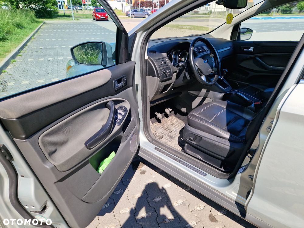 Ford Kuga 2.0 TDCi Titanium - 11