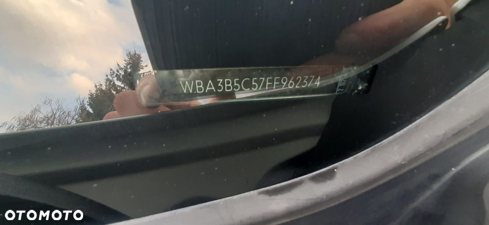 BMW Seria 3 328i xDrive - 26