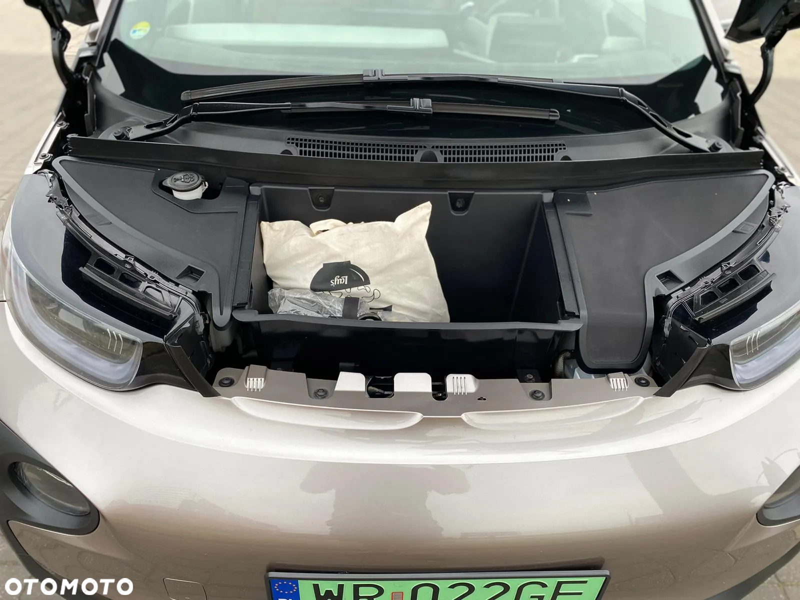 BMW i3 (60 Ah) - 38