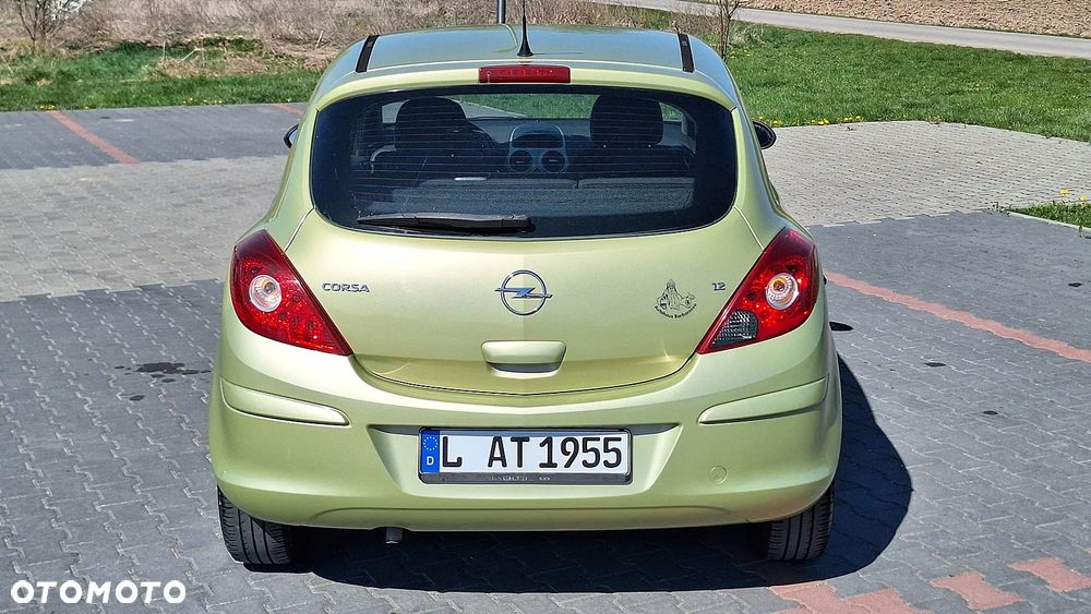 Opel Corsa - 32