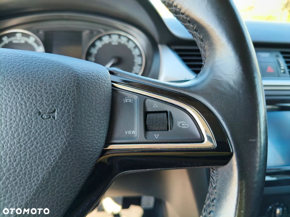 Skoda RAPID 1.0 TSI Ambition DSG - 16