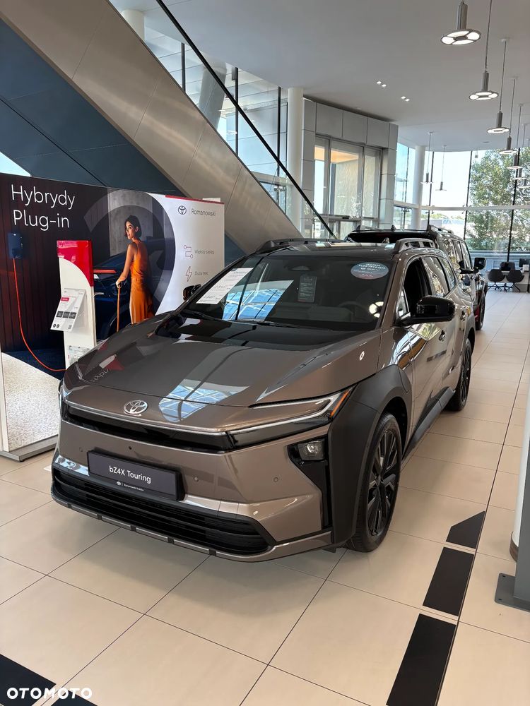 Toyota bZ4X 74.7kWh 4x4 Executive - 4