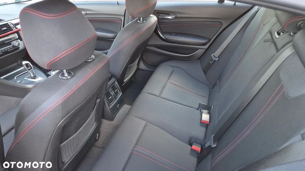 BMW Seria 1 118i GPF Sport Line - 37
