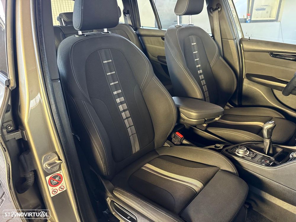 BMW 216 Gran Tourer d 7L Line Sport - 23