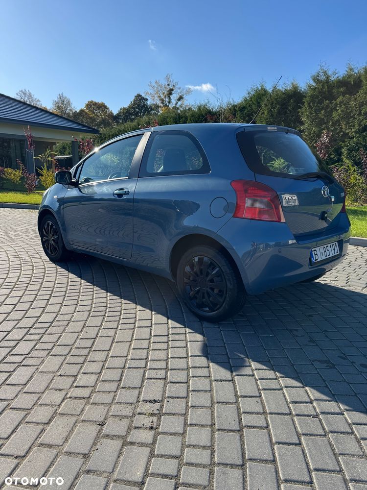 Toyota Yaris 1.3 Luna - 3