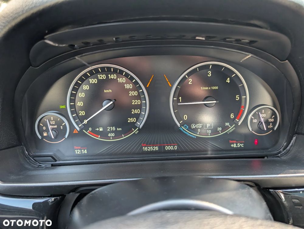 BMW Seria 5 520d xDrive - 21