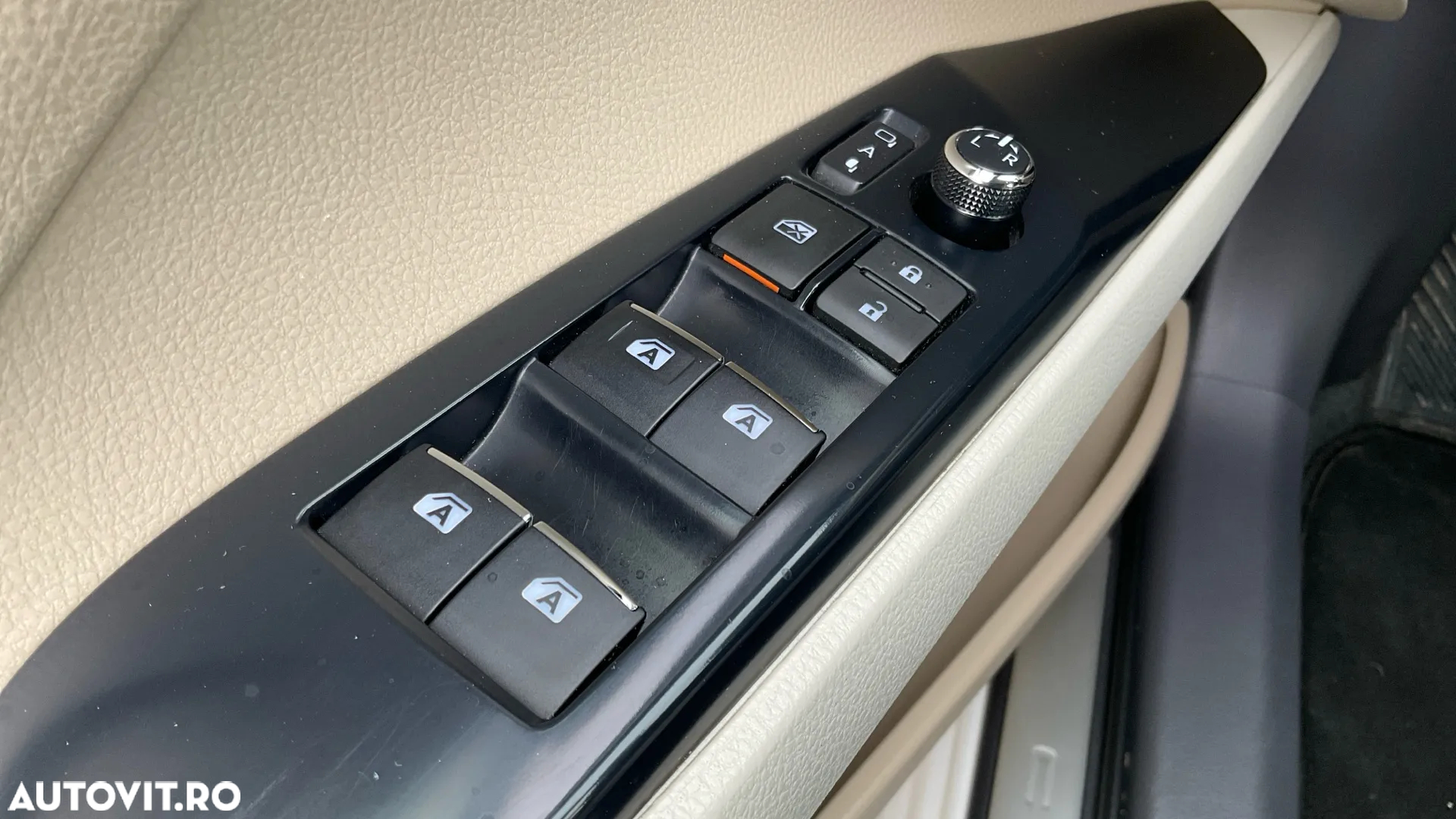 Toyota Camry 2.5 Hybrid Dynamic - 29