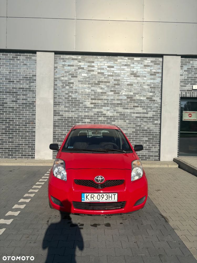Toyota Yaris 1.0 Terra - 4