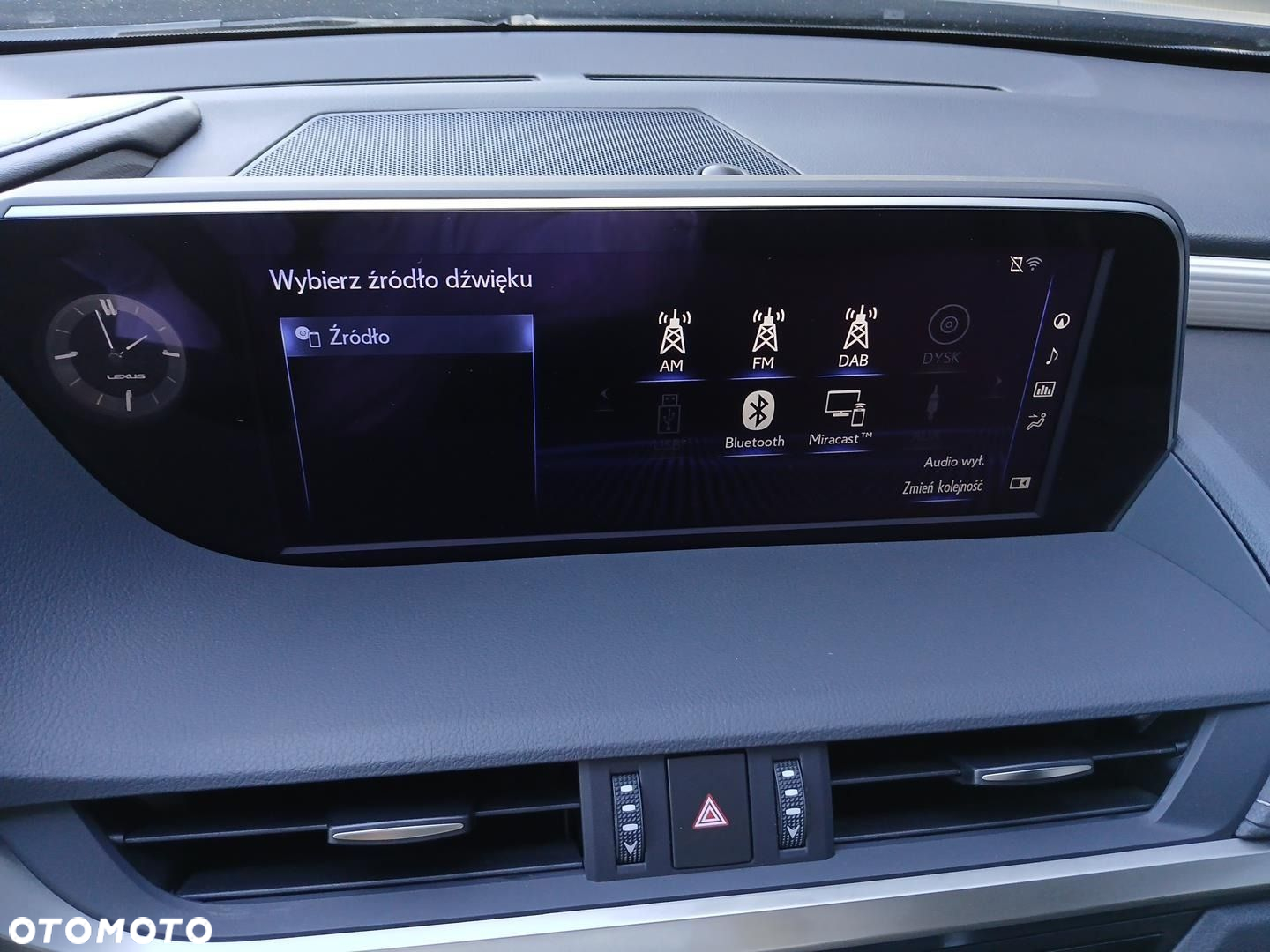 Lexus ES 300h F Sport Edition - 18