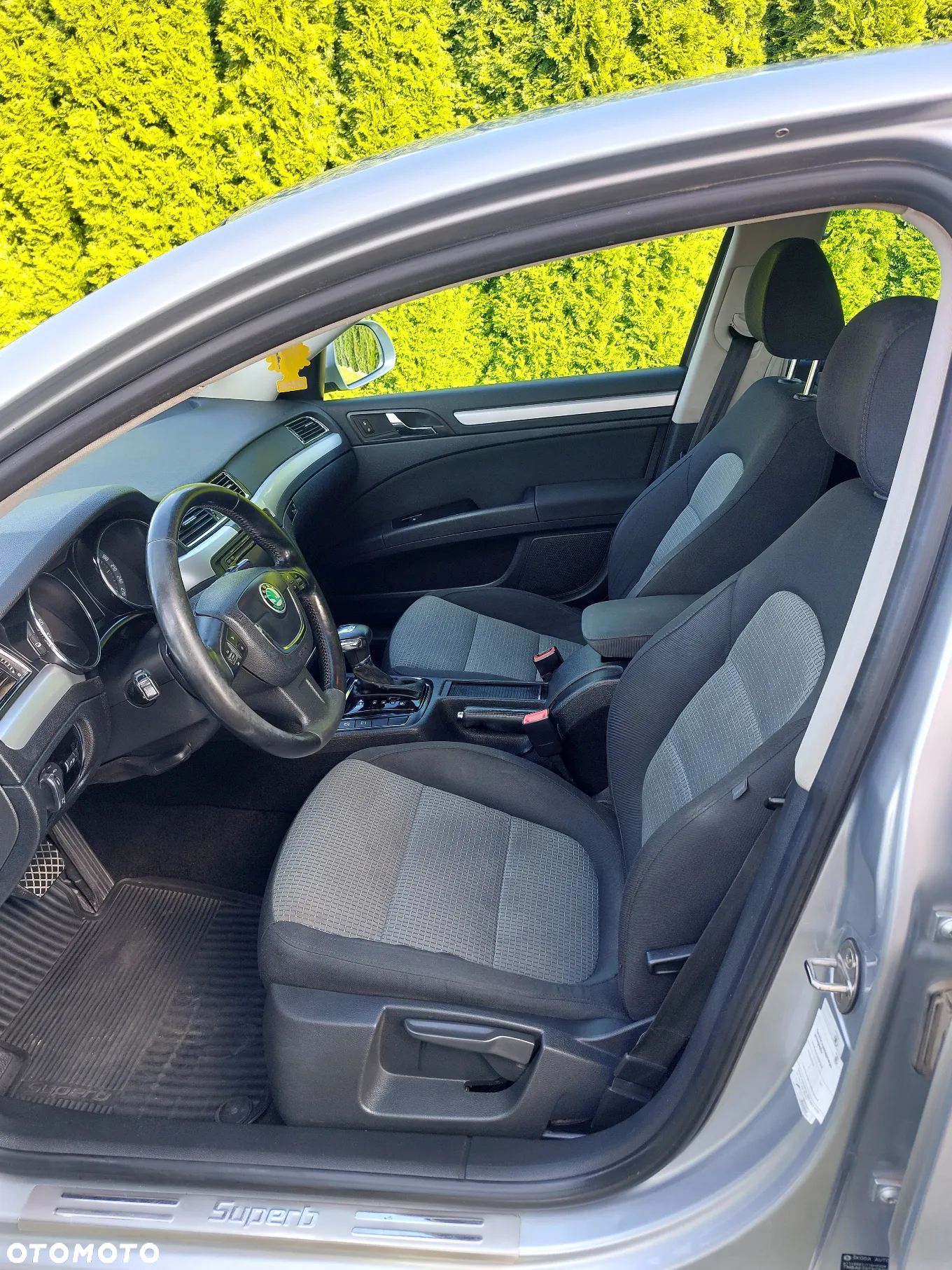 Skoda Superb 2.0 TDI Elegance DSG - 6