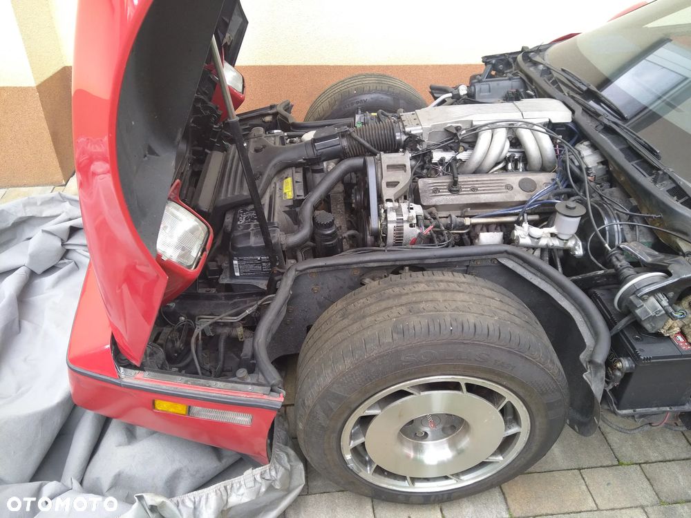 Chevrolet Corvette - 26