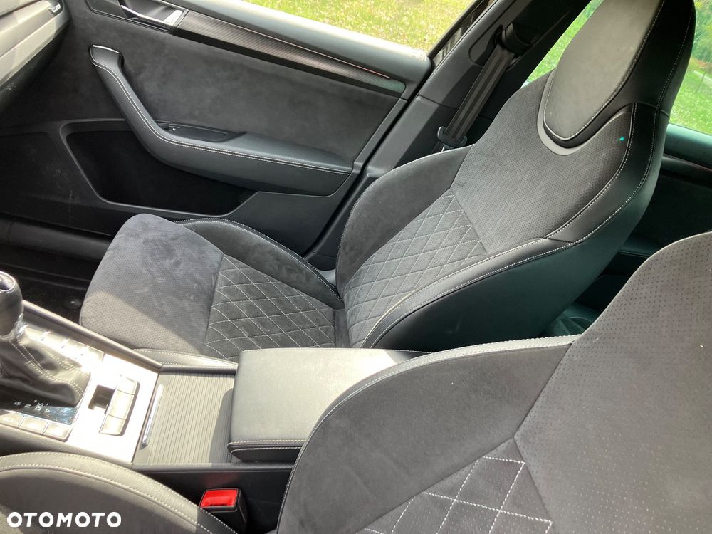 Skoda Superb 2.0 TDI SCR Sportline DSG - 12