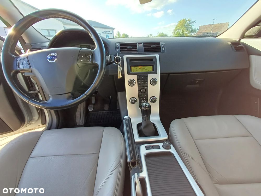 Volvo S40 1.6D DRIVe Kinetic Start-Stop - 9