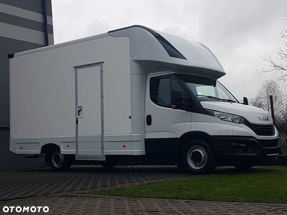 Iveco DAILY KONTENER NISKOPODŁOGOWY 4,43x2,24x2,43 SKLEP FOODTRUCK BAR KLIMA KONIOWÓZ KAMPER - 38