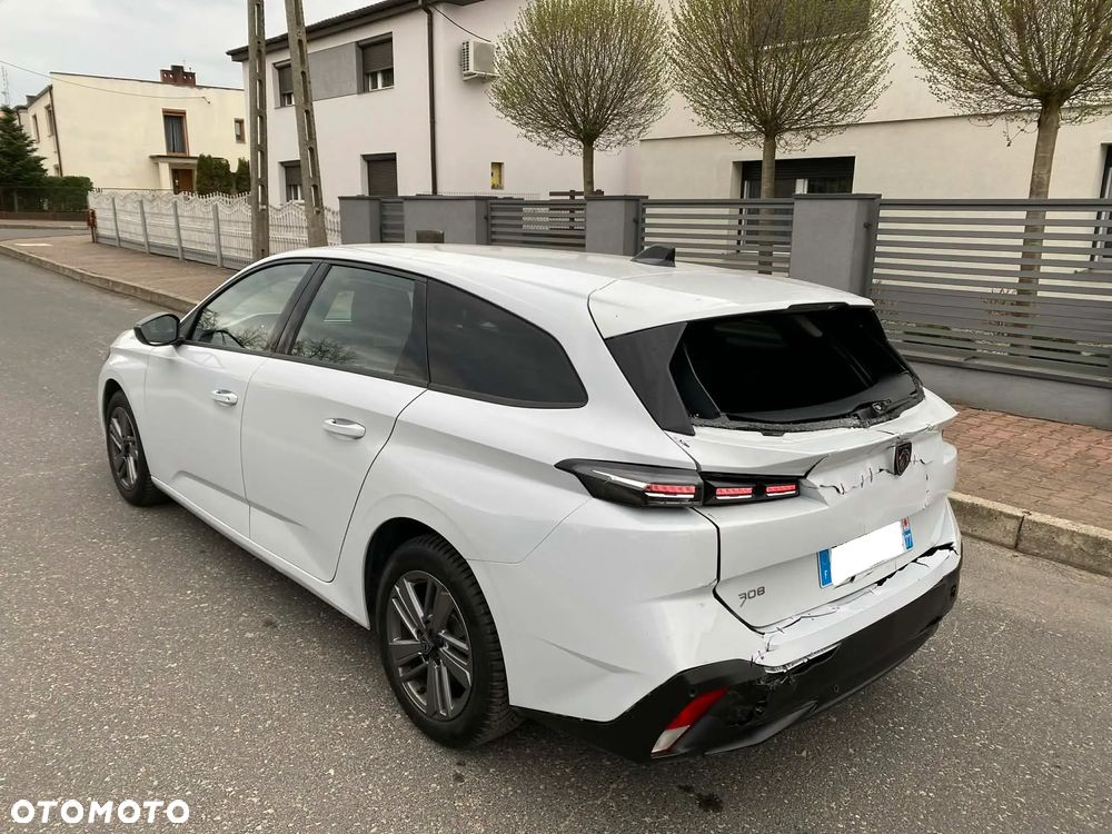 Peugeot 308 PureTech 130 EAT8 Active Pack - 3