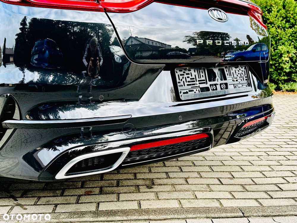 Kia ProCeed 1.4 T-GDI DCT7 OPF GT LINE - 25