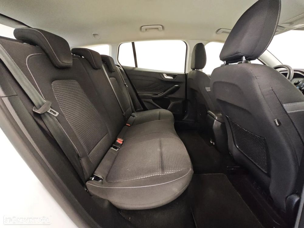 Ford Focus SW 1.0 EcoBoost MHEV Connected - 48