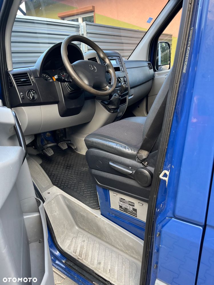 Mercedes-Benz SPRINTER - 14