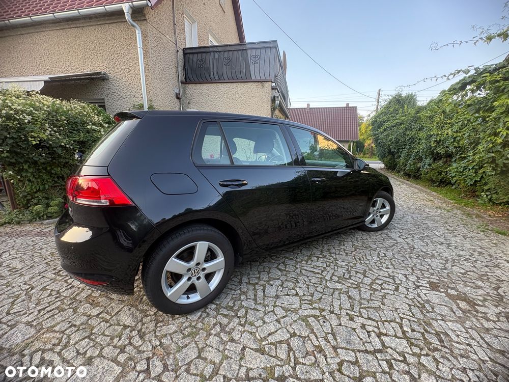 Volkswagen Golf 1.6 TDI DPF Comfortline - 11