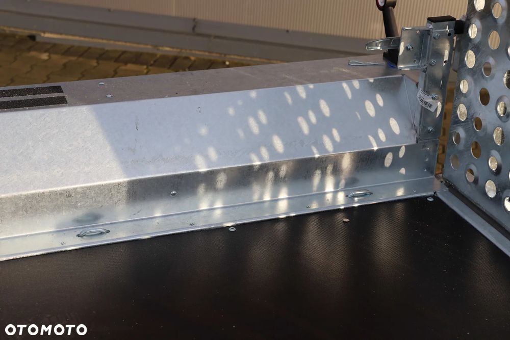 TEMARED /MARTZ  BUILDER 3 3015/2 S 2,7T Koła 185R14C , 300x150cm DMC 2700kg Z TRAPEM WJAZDOWYM - 10