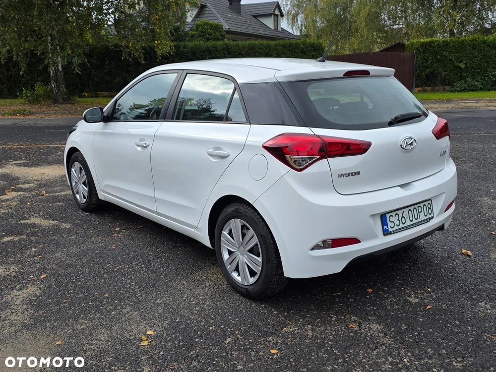 Hyundai I20 2017 photo 5