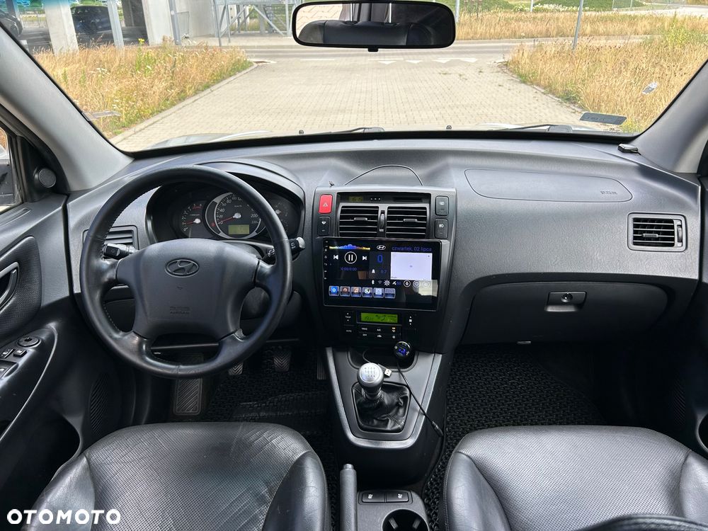 Hyundai Tucson 2.0 CRDi VGT 4WD GLS - 15
