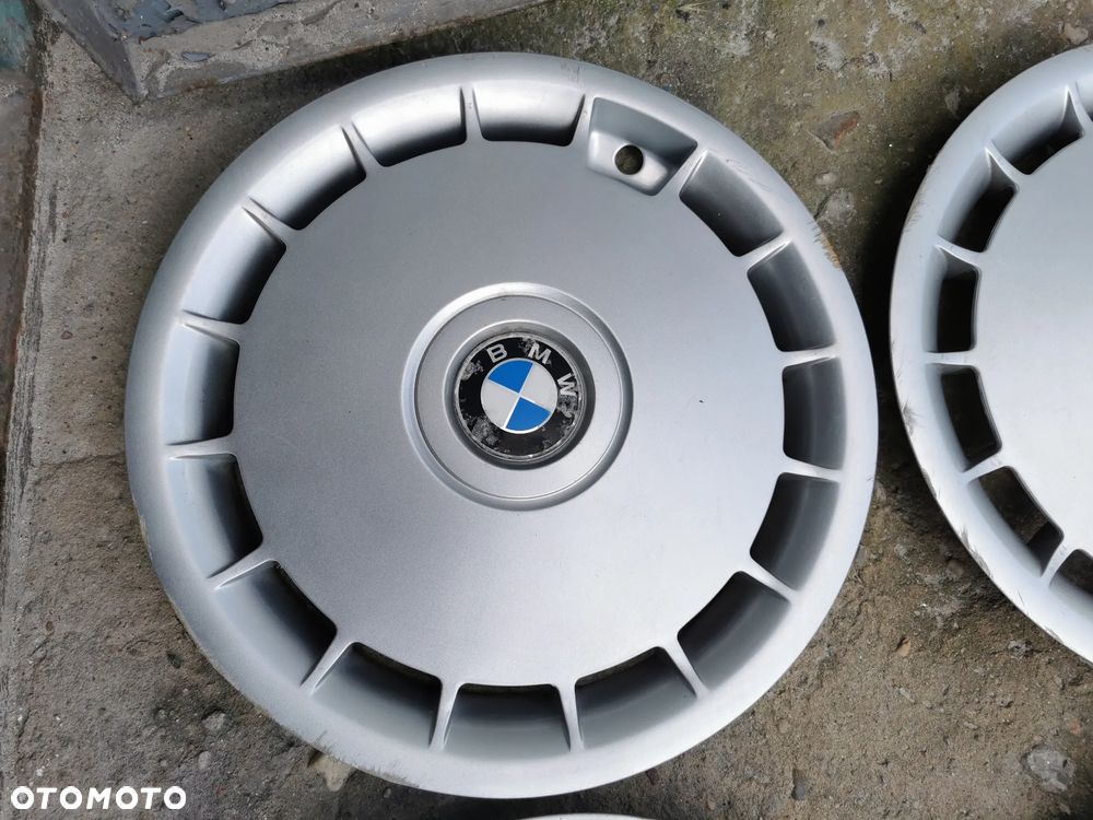 BMW 3 5 7 E24 E28 E30 E32 E34 Kołpaki 15" KOMPLET - 4