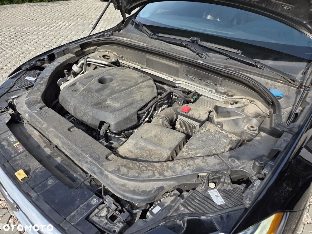Volvo XC 60 T5 Geartronic Momentum - 22