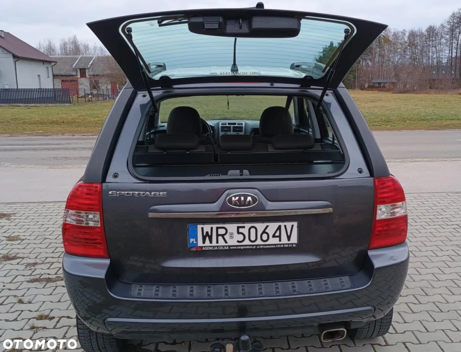 Kia Sportage 2.0 Tour - 10