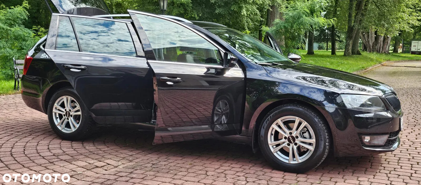 Skoda Octavia 2.0 TDI Style DSG - 10