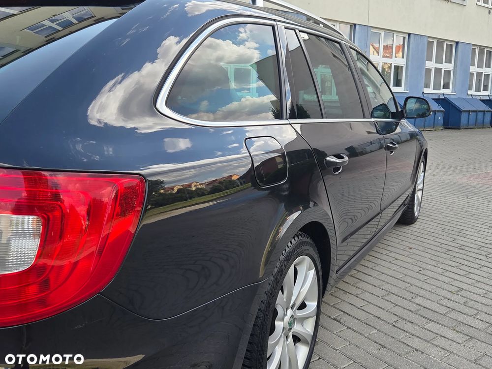 Skoda Superb 2.0 TDI PD Comfort - 16