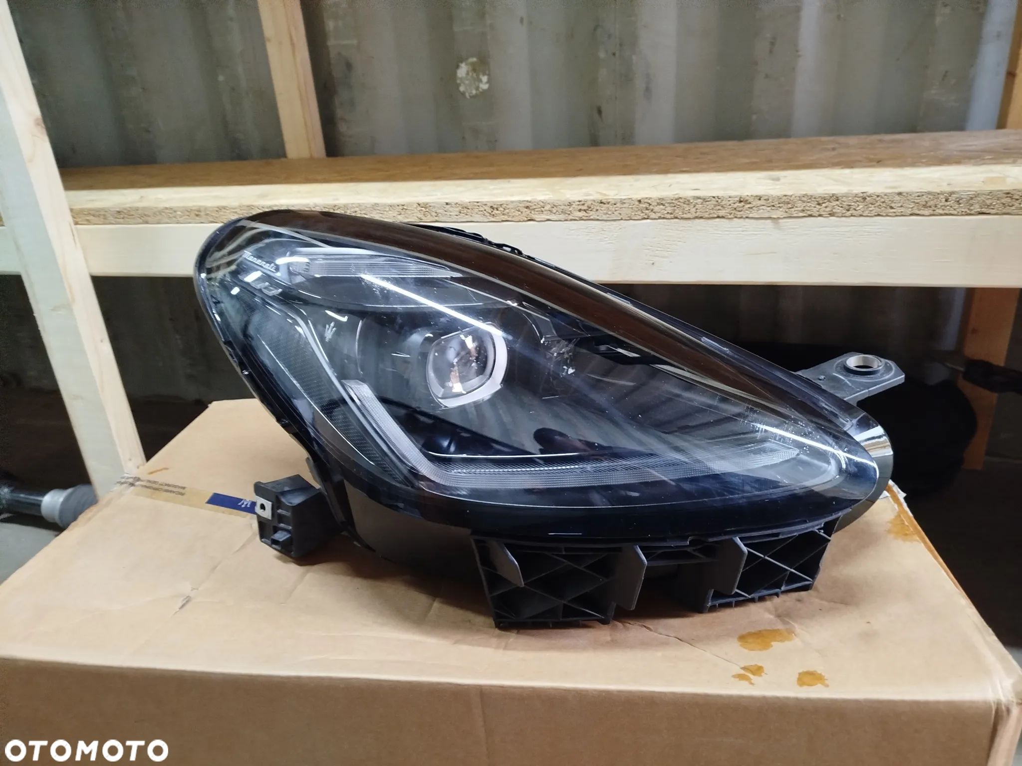 Maserati Grecale lampa prawa prawy przód przednia - 7
