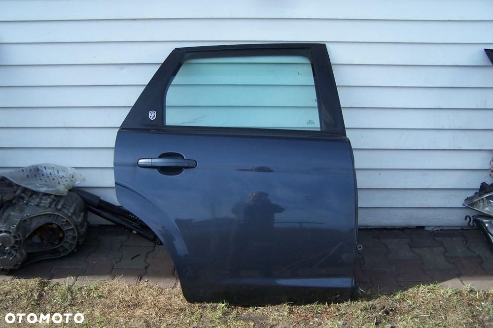 Ford Focus mk2 drzwi tylne prawe - 1