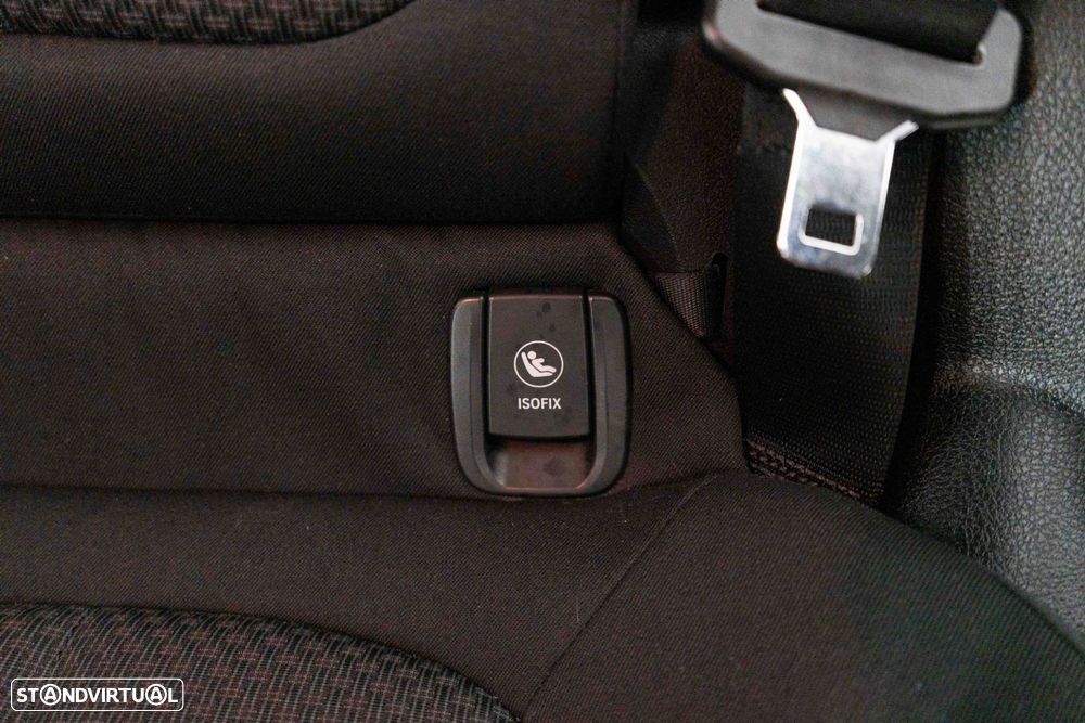 BMW 225xe Active Tourer Advantage - 11