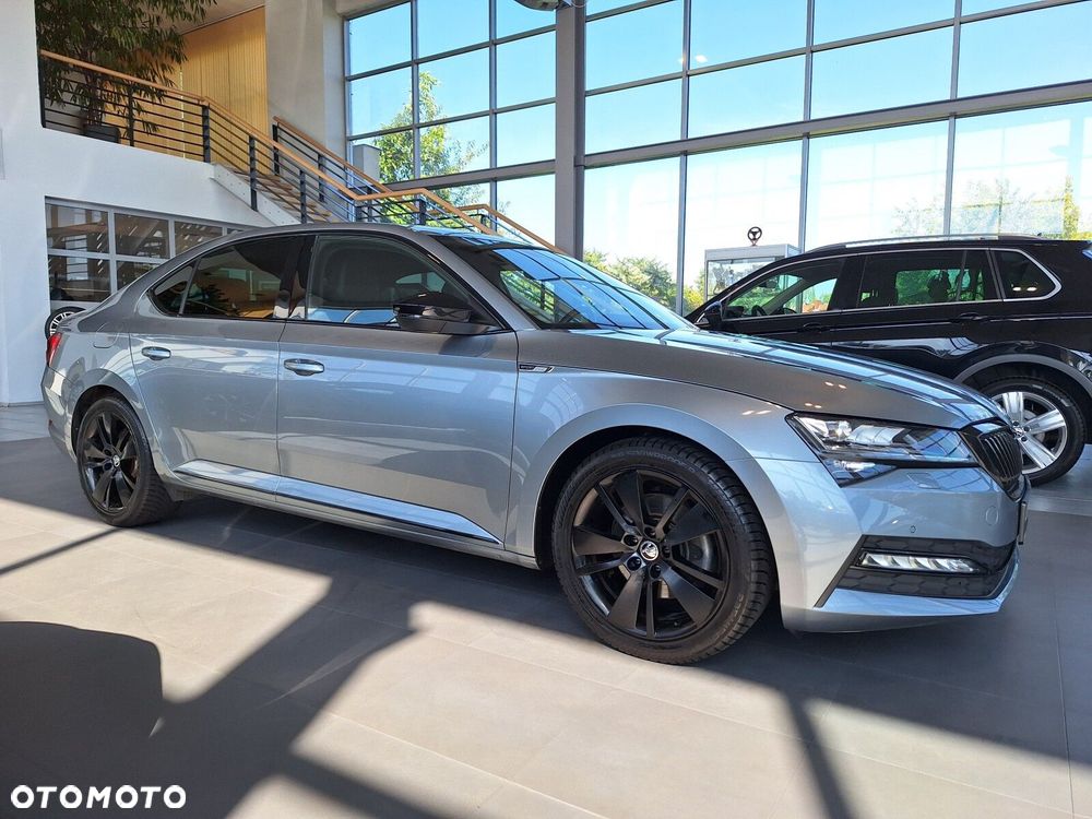 Skoda Superb 2.0 TDI SCR Sportline DSG - 7
