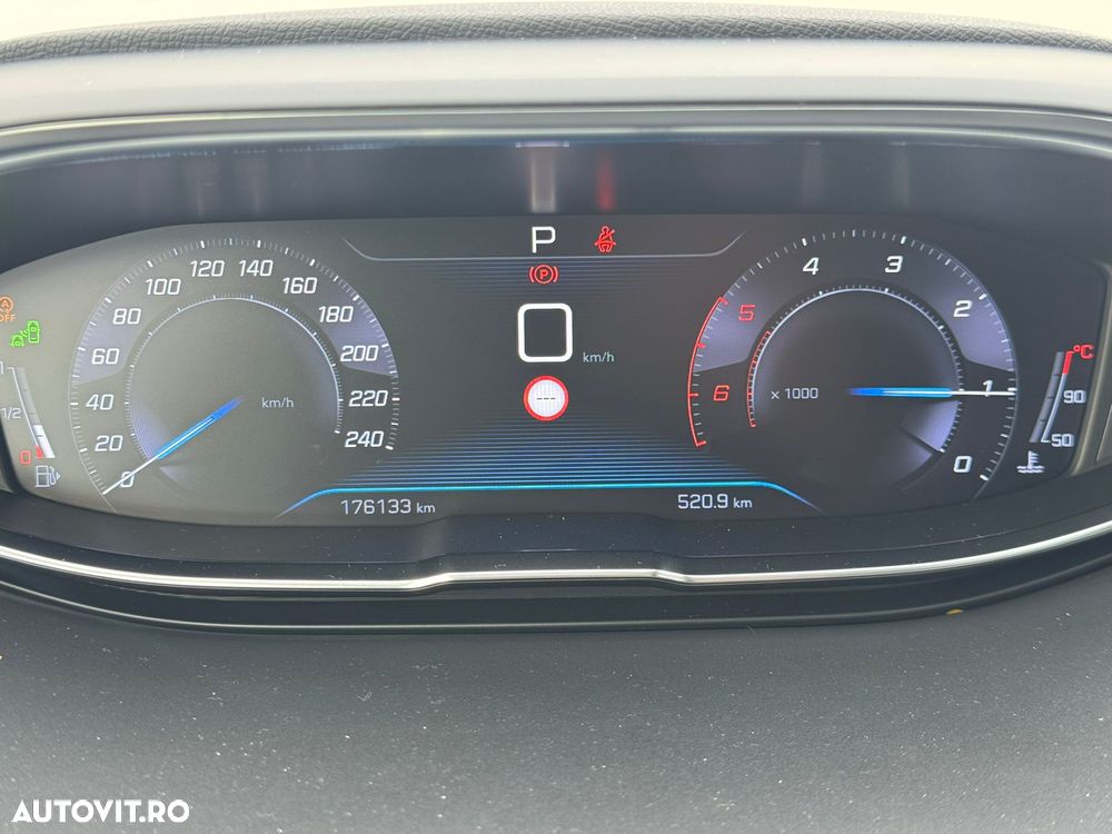 Peugeot 5008 1.5L BlueHDI EAT8 S&S Allure Pack - 21