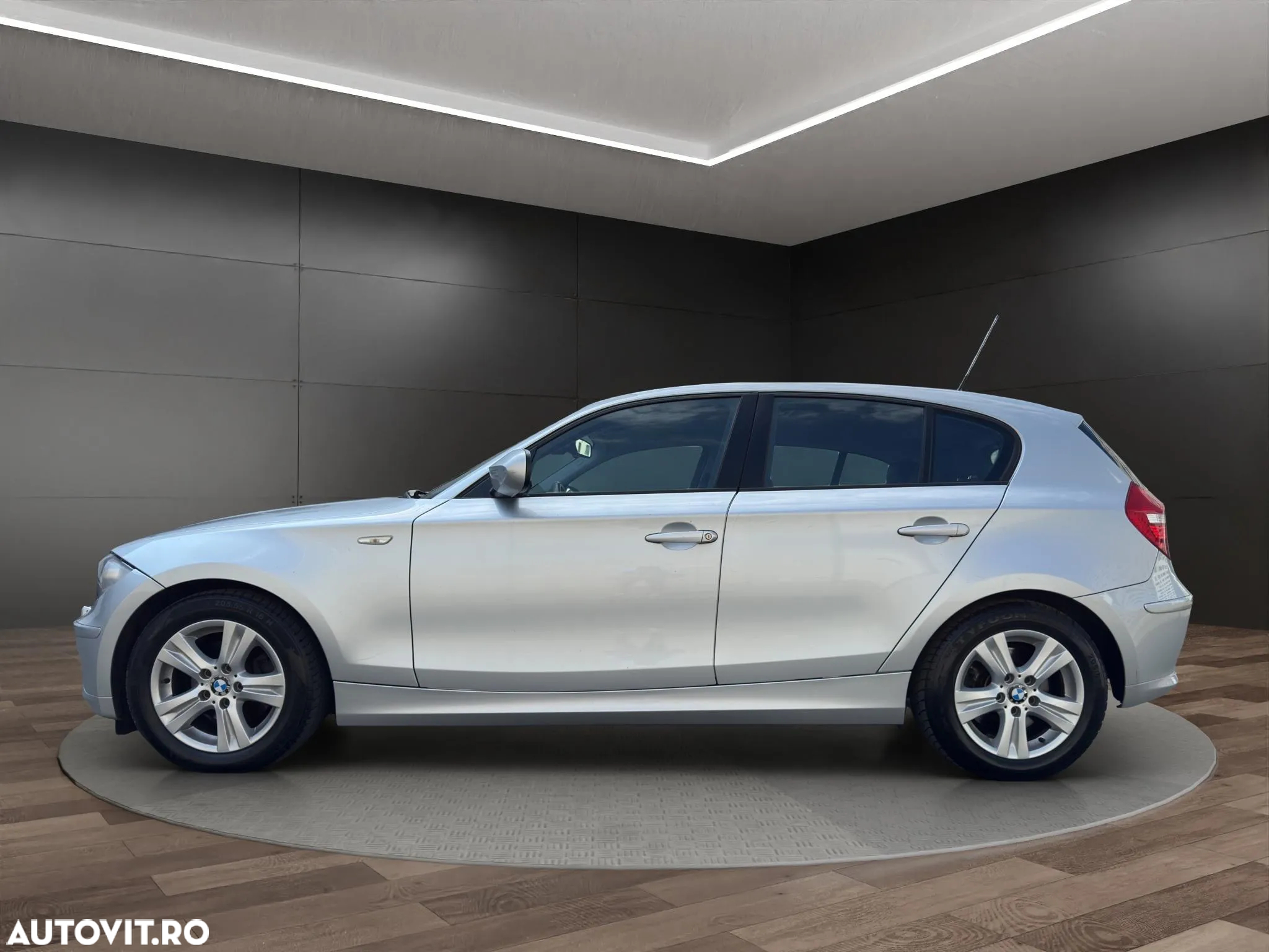 BMW Seria 1 118d DPF - 17
