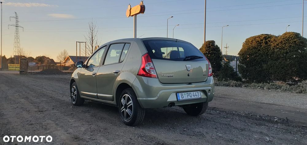 Dacia Sandero 1.4 MPI Laureate - 2