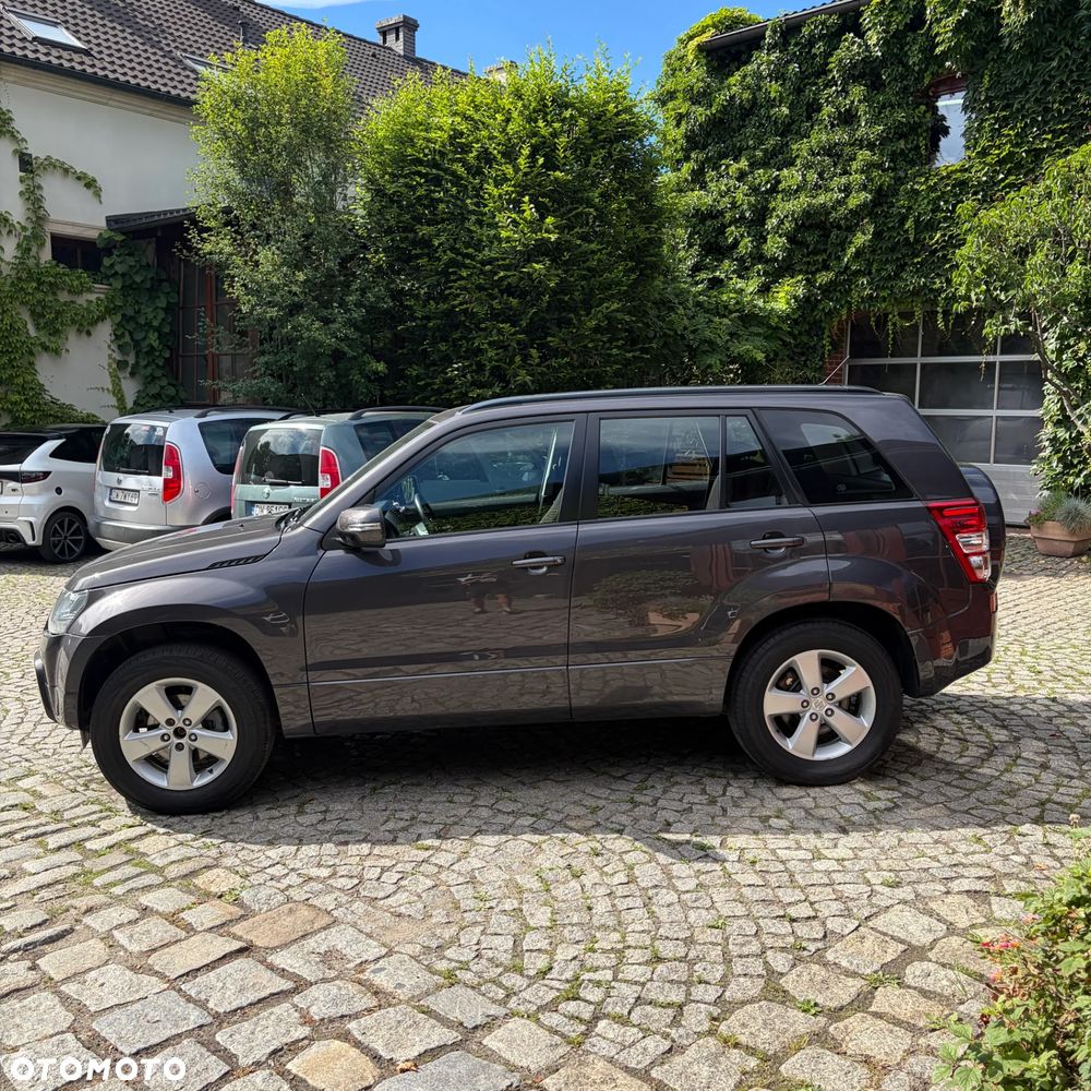 Suzuki Grand Vitara 2.0 - 4