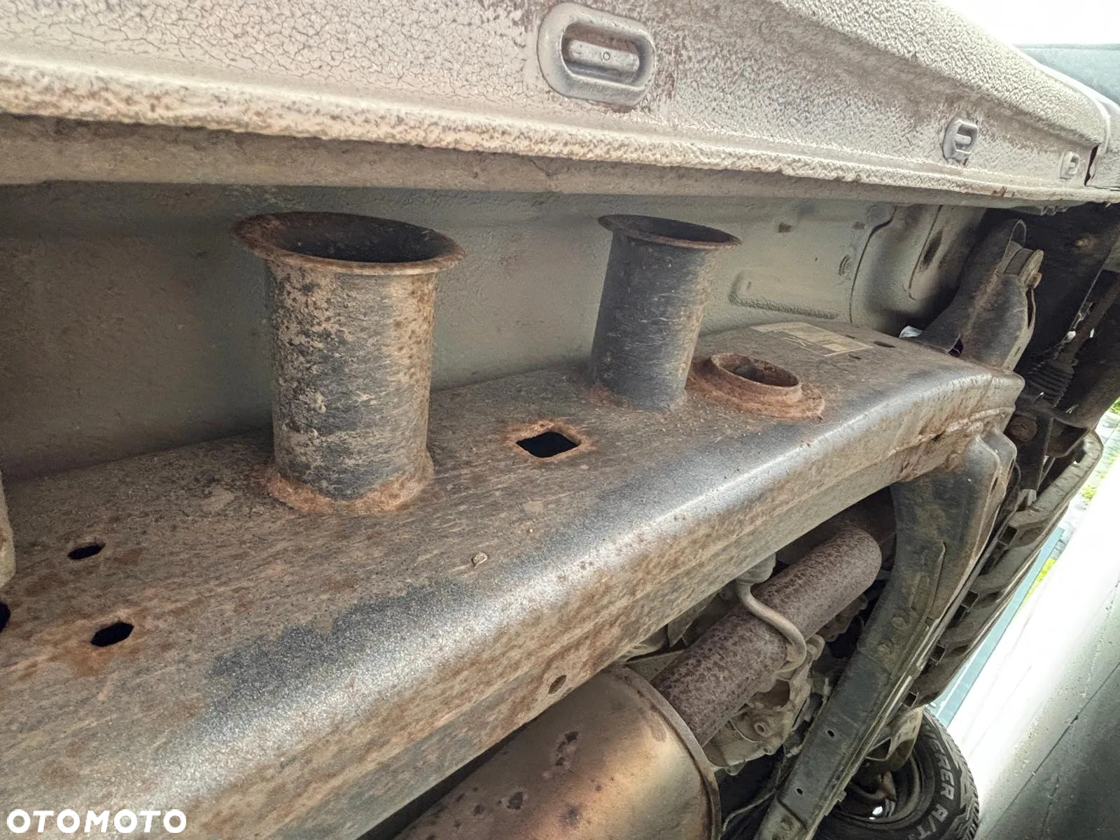 Volkswagen Amarok DC 2.0 TDI 4Mot Basic - 32